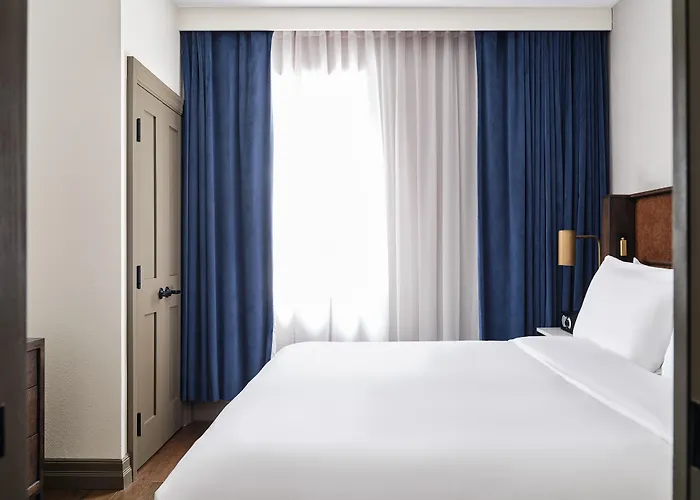 Boutique Hotels in Ottawa